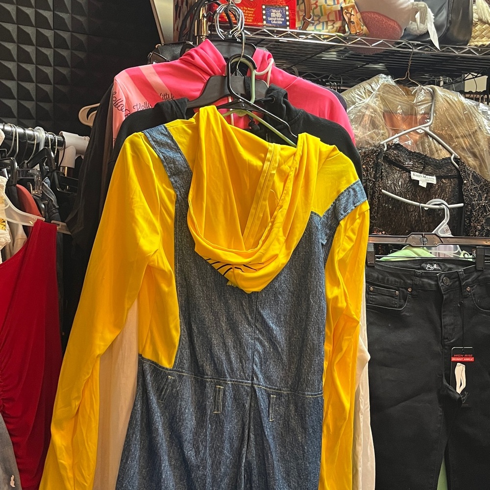 The Rise of Gru Minions Union Suit Hooded PJ's or Costume Adult Size - Picture 3 of 7